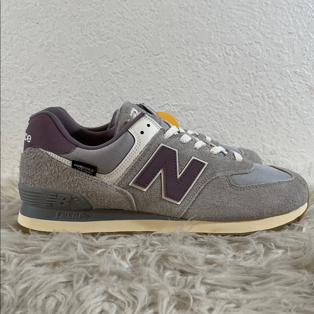 NEW BALANCE UNISEX U574YGD GREY & PURPLE SIZE 12 NEW - Picture 8 of 16